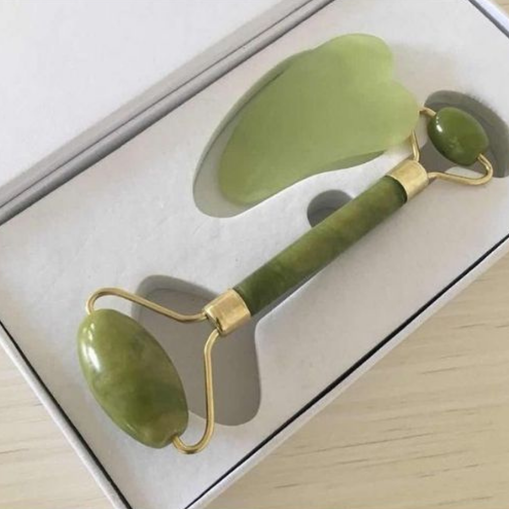 2 IN 1 JADE ROLLER AND GUASHA